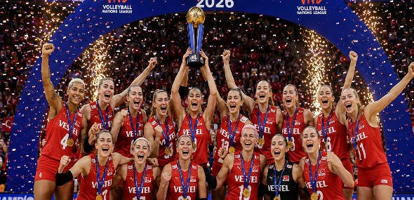 Türkei VNL-Sieg 2026: Tarkan rührt Fans mit Botschaft