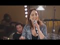 Ebru Gündeş - Saygılarımla (Akustik Canlı Performans)