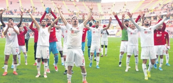 Sivasspor Tabellenführer der SuperLig