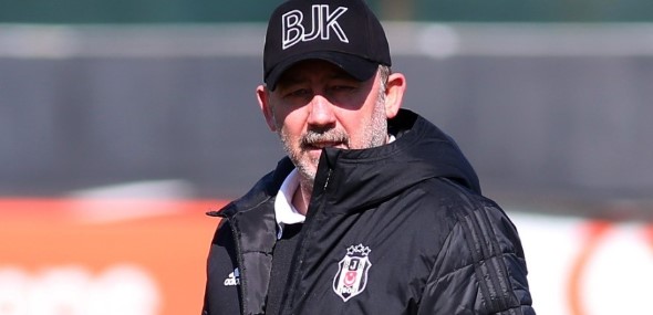 Besiktas kürzt Spielergehälter und Oguzhan Özyakup