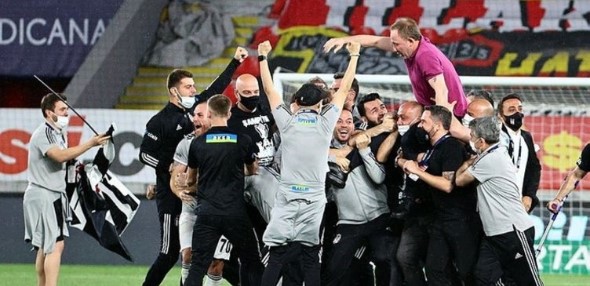 16_Meistertitel Besiktas